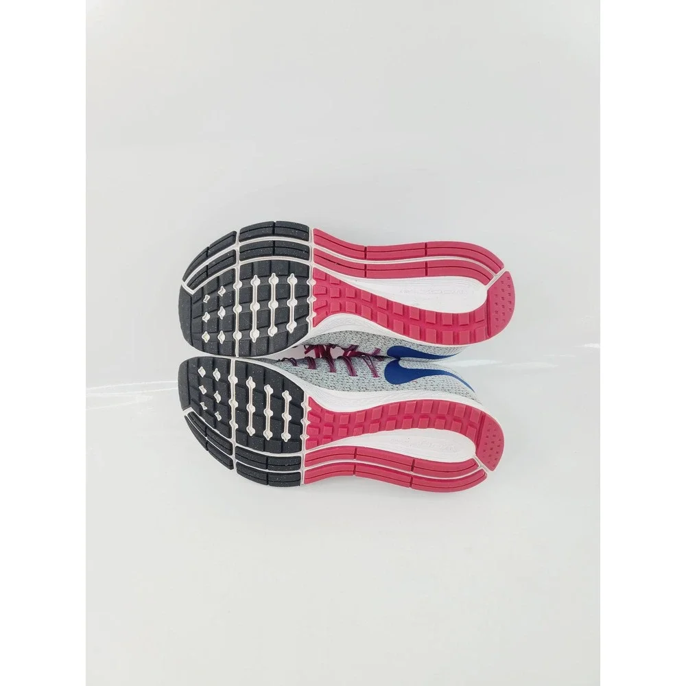Nike lace up